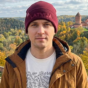 latvian-design-hat-with-embroidery-latvia